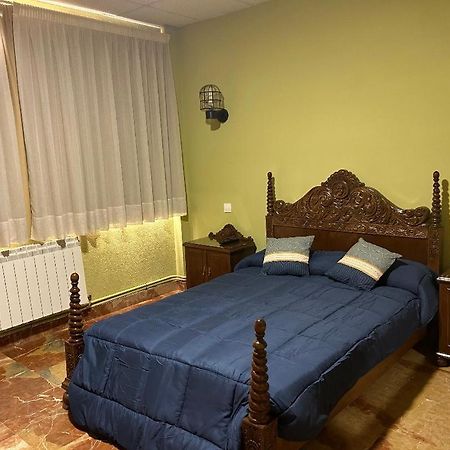 Hostal Transilvania Santa Cruz de Moncayo 외부 사진