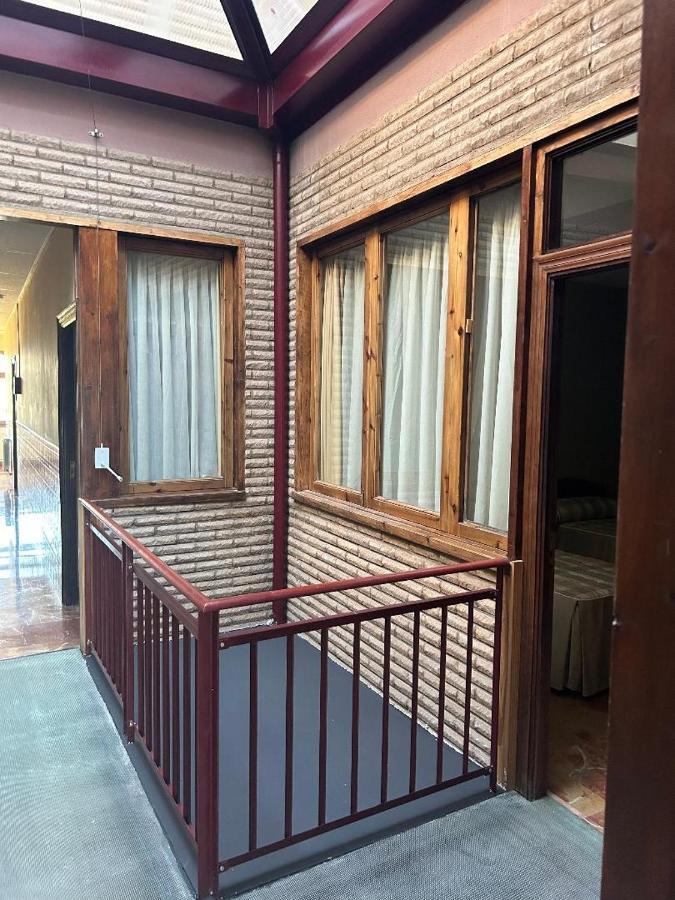 Hostal Transilvania Santa Cruz de Moncayo 외부 사진